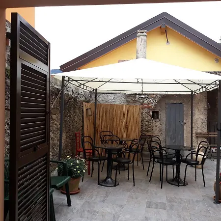 La Terra Di Mingo Bed & Breakfast